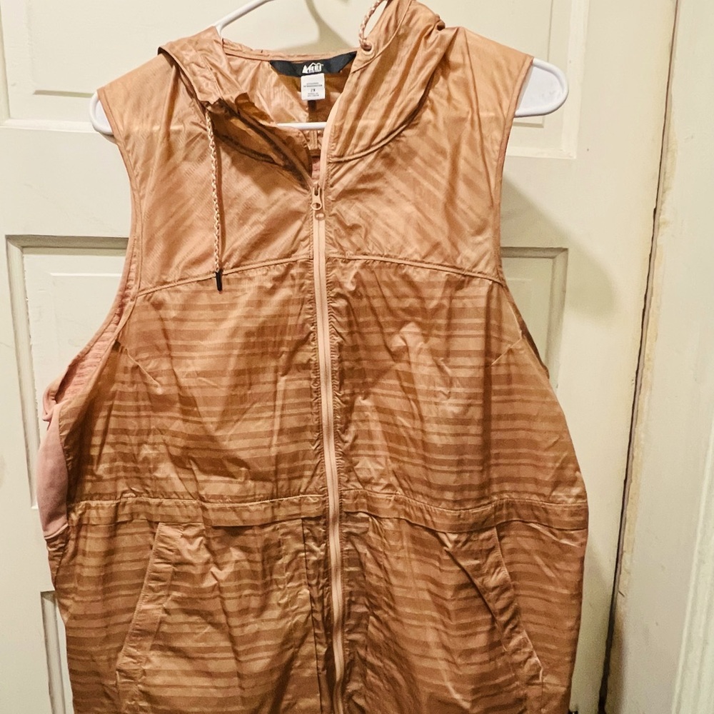 REI Vest